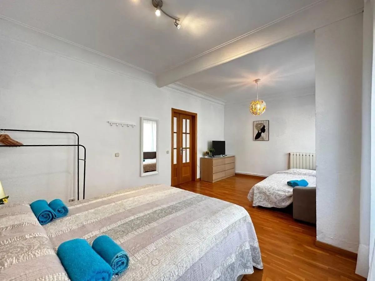 Habitaciones Acogedoras バルセロナ ベッド・アンド・ブレックファスト